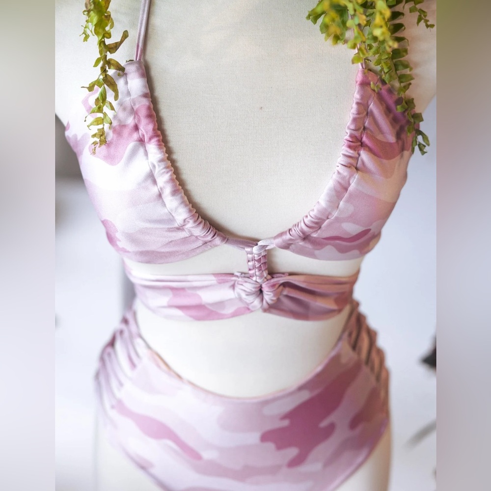 Iris Top and Rhea Bottom bikini set